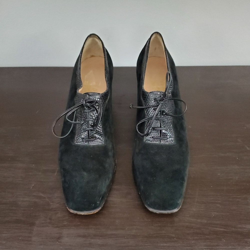 Salvatore Ferragamo black suede oxford heel NARROW